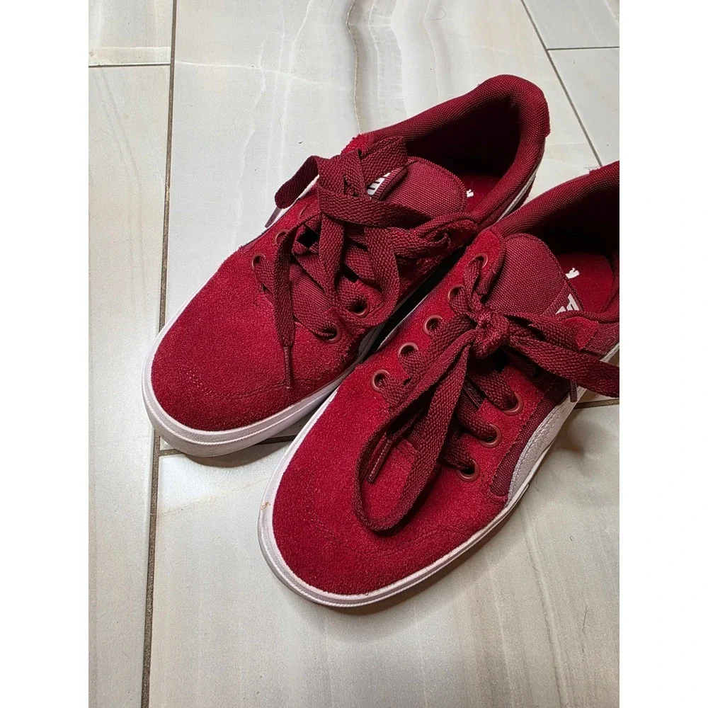 Puma Smash v2 Burgundy Suede Low Top Sneakers Mens‎ 8.5 382880-01 Maroon White
